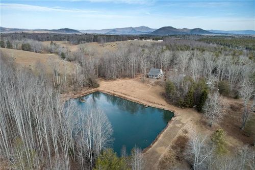 655 Wind Ridge Ln, Dobson, NC, 27017-7688 | Card Image
