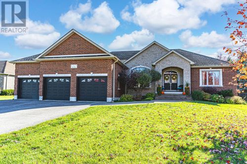 5 Munro Crt, Springwater, ON, L9X0H6 | Card Image