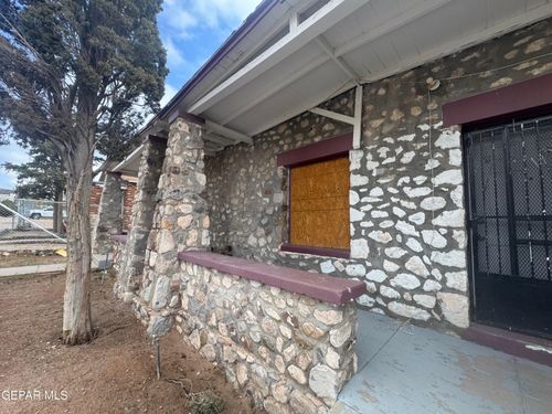 b-3904 N Piedras St, El Paso, TX, 79930-4006 | Card Image