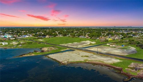 2849 Laguna Shores Rd, Corpus Christi, TX, 78418-2826 | Card Image