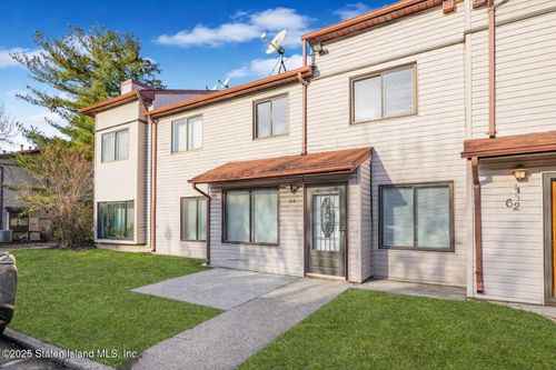 64 Wolkoff Ln, Staten Island, NY, 10303-1778 | Card Image