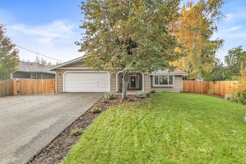 1974 Hamilton Ln, Grants Pass, OR, 97527-4820 | Card Image