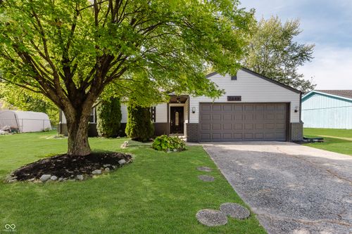 7640 Gordon Way, Indianapolis, IN, 46237-9665 | Card Image