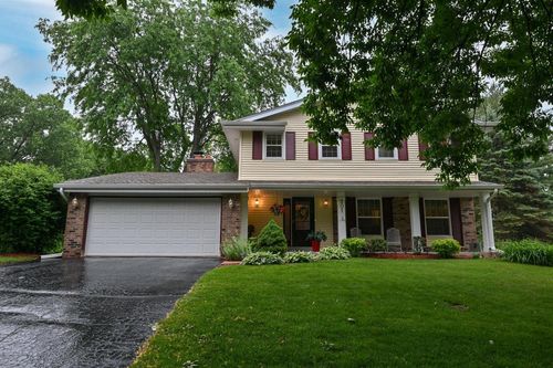 501 Cheyenne Drive, Waukesha, WI, 53188 | Card Image