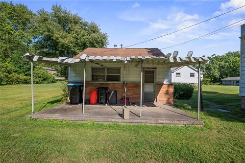 2119 Woodbine Dr, Hermitage, PA, 16148-2906 | Card Image