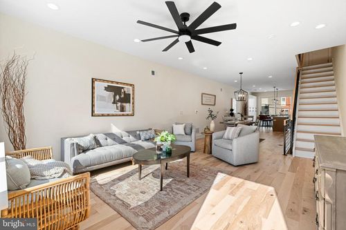 2623 Reed St, PHILADELPHIA, PA, 19146-3803 | Card Image