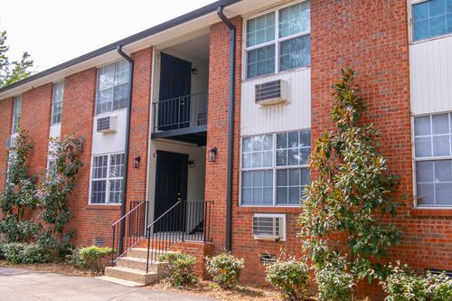 b5-2530 Sharondale Dr, Nashville, TN, 37215-1164 | Card Image