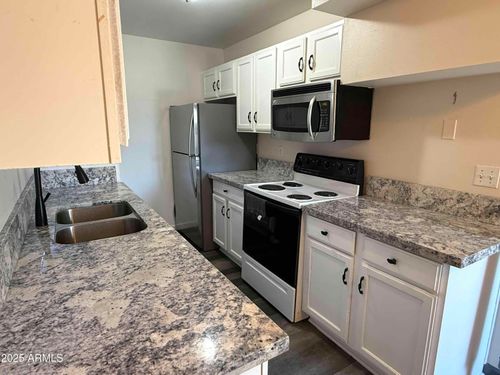 5921 W Golden Ln, Glendale, AZ, 85302-4562 | Card Image