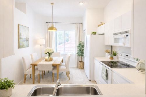 205-5914 Regal Glen Dr, Boynton Beach, FL, 33437-5631 | Card Image