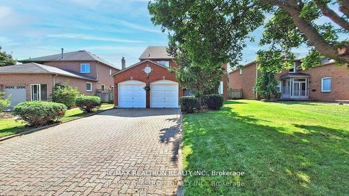 72 Spanhouse Cres, Unionville, ON, L3R4E3 | Card Image