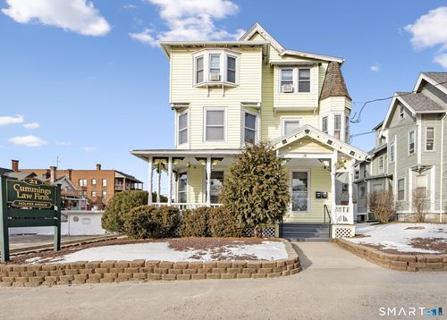 21 Holmes Ave, Waterbury, CT, 06710-2422 | Card Image