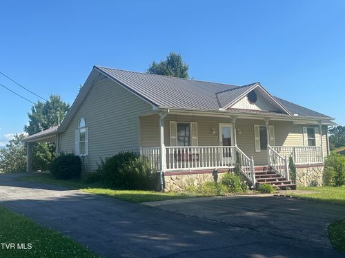 1726 Old Tusculum Rd, Greeneville, TN, 37745-4307 | Card Image