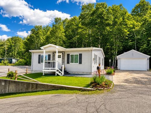 466 Rockingham St, Berlin, NH, 03570-2821 | Card Image