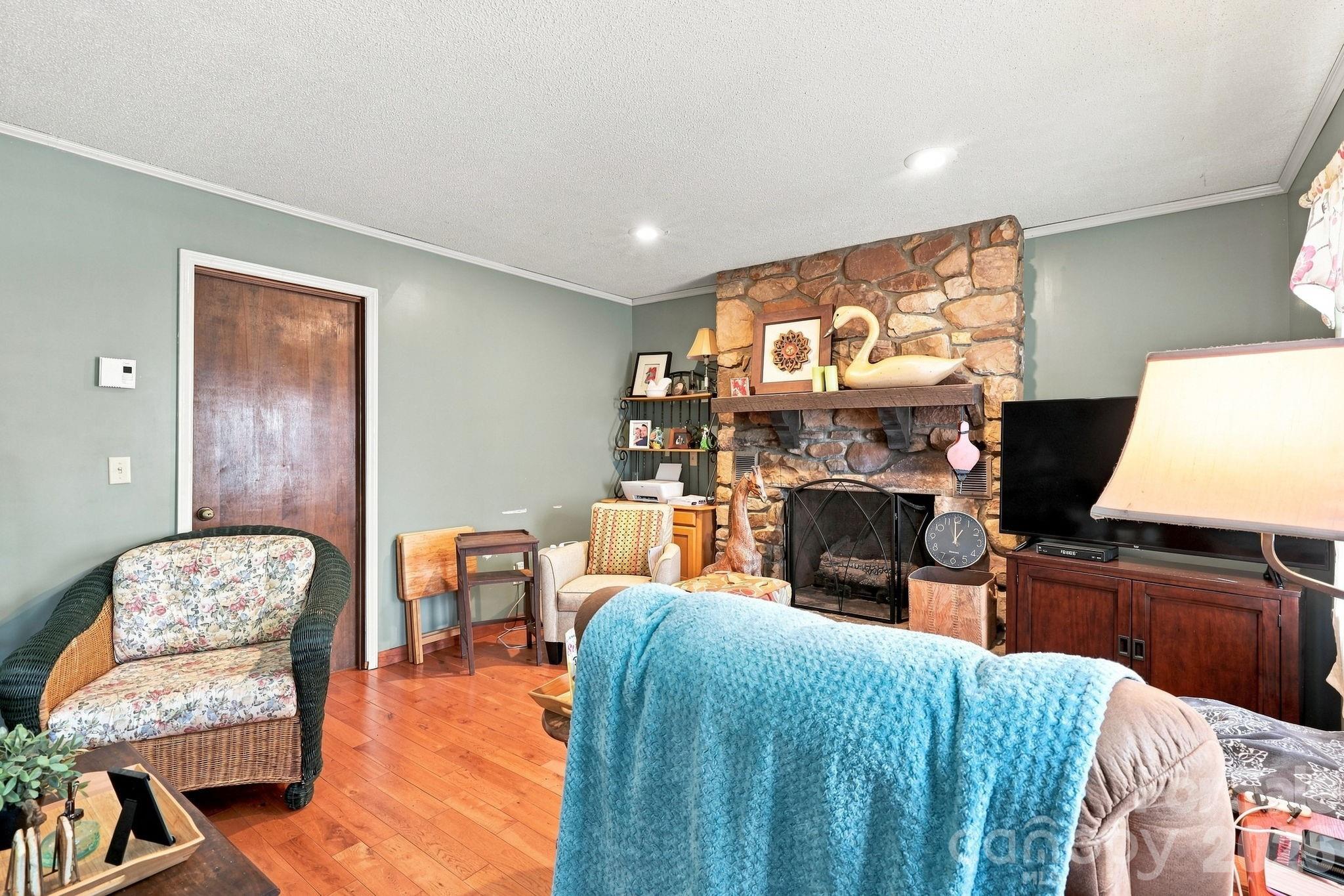 Residential in Newland 5