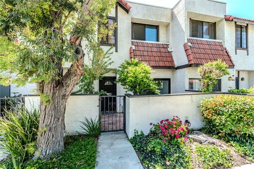 3-27666 Nugget Dr, Canyon Country, CA, 91387 | Card Image
