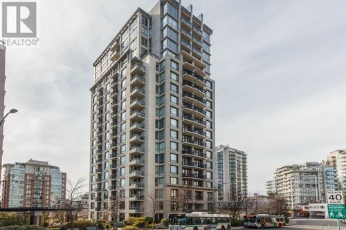 110-751 Fairfield Rd, Victoria, BC, V8W4A4 | Card Image