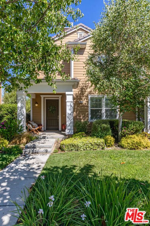 8228 Silver Cir, Ventura, CA, 93004 | Card Image