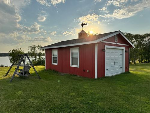 35224 Sterling Silver Dr, Battle Lake, MN, 56515 | Card Image