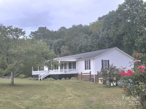 320 Huffstetler Lake Rd, Dallas, NC, 28034-7731 | Card Image