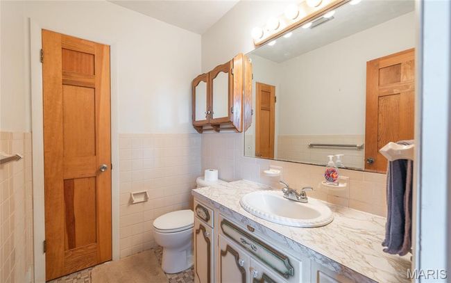 24265 Vinyard Rd, House other with 3 bedrooms, 2 bathrooms and 2 parking in Cuba MO | Image 13