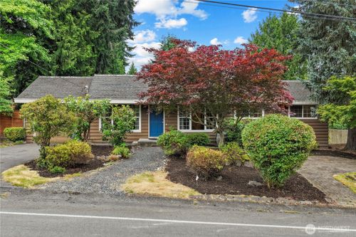 15415 64th Ave Ne, Kenmore, WA, 98028-4321 | Card Image