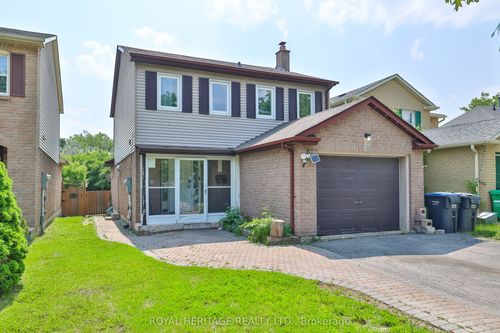 28 Nanport St, Brampton, ON, L6S4A3 | Card Image