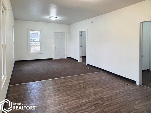 510 Kruger St, Ottumwa, IA, 52501-2756 | Card Image