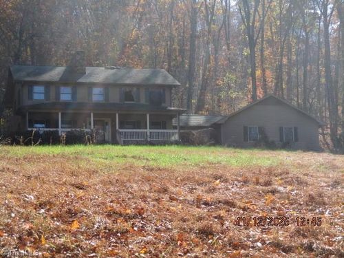 909 Outback Dr, Ronda, NC, 28670-9010 | Card Image