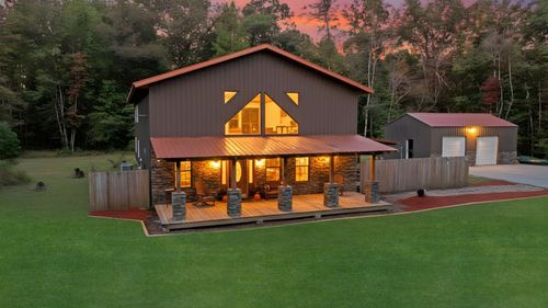 520 Bonner Way, Estill Springs, TN, 37330-4077 | Card Image