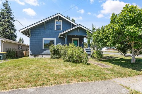 2639 Yew St, Bellingham, WA, 98226-3934 | Card Image