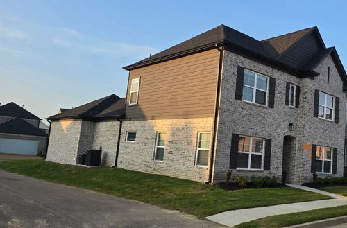 10148 Sterling Ridge Dr, Cordova, TN, 38018-3615 | Card Image