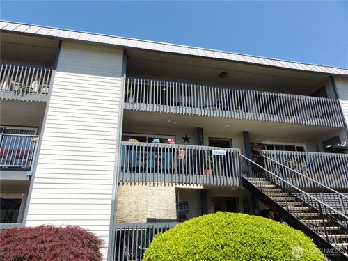 d306-22993 Marine View Dr S, Des Moines, WA, 98198-8454 | Card Image