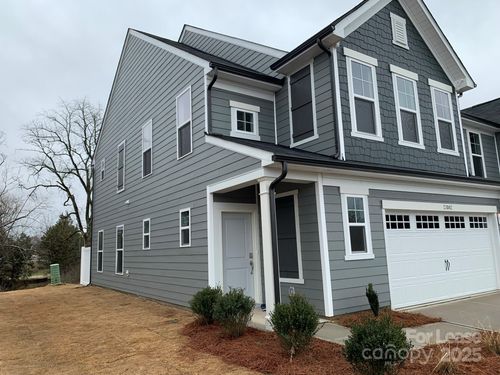23042 Clarabelle Dr, Charlotte, NC, 28273-4391 | Card Image