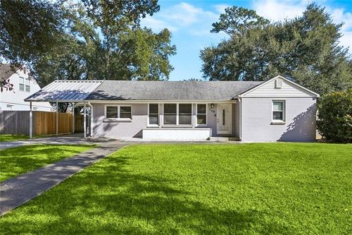 106 Larchmont Place, New Orleans, LA, 70131 | Card Image