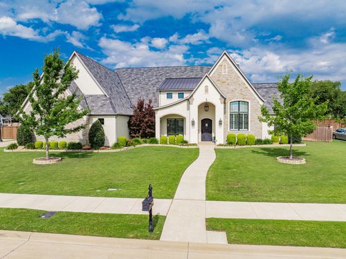 2223 Somerfield Dr, Midlothian, TX, 76065-2252 | Card Image