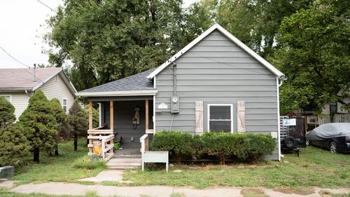 913 E Garfield St, Springfield, MO, 65803-3216 | Card Image