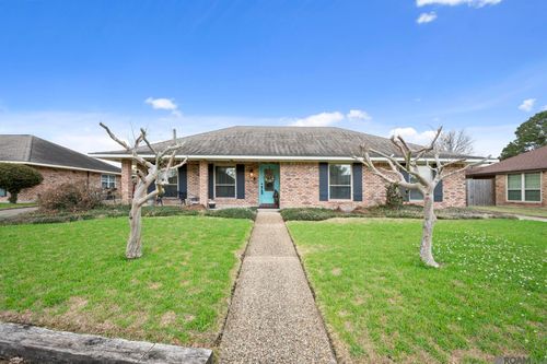 4920 Woodlyn Dr, Baton Rouge, LA, 70816-4751 | Card Image