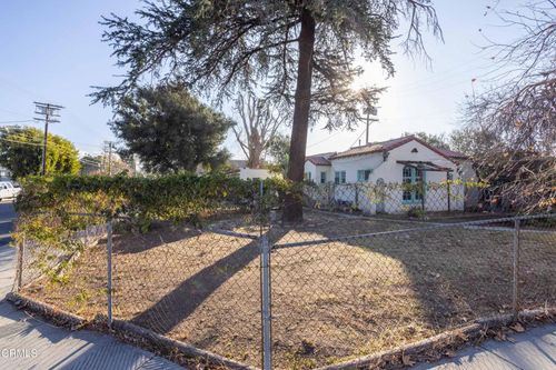 6960 Valjean Ave, Van Nuys, CA, 91406-4715 | Card Image