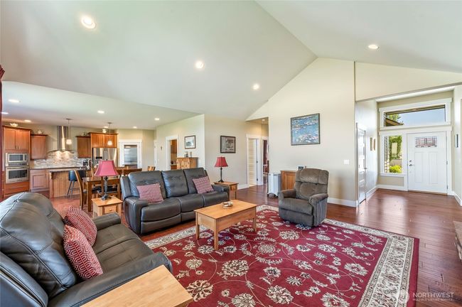 Living Room - Dining area - Kitchen | Image 7