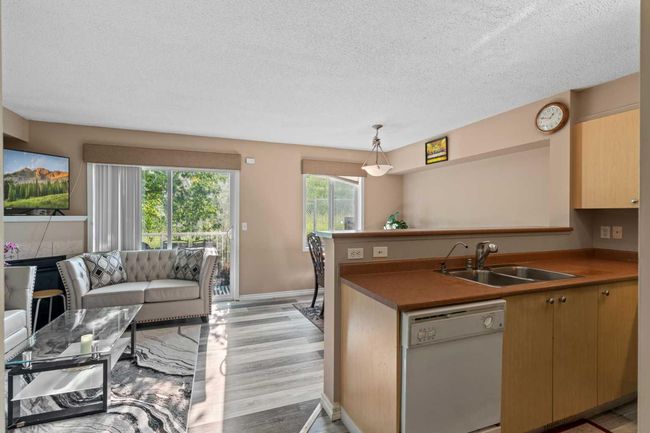 64 Citadel Meadow Gdns Nw, Townhouse with 3 bedrooms, 3 bathrooms and 2 parking in Calgary AB | Image 7
