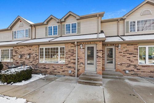 4225 W Grange Avenue, Greenfield, WI, 53221 | Card Image