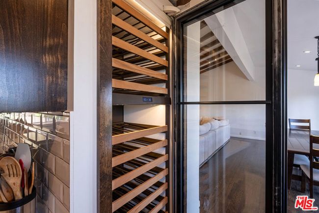 14563 Round Valley Dr, House other with 4 bedrooms, 2 bathrooms and 2 parking in Sherman Oaks CA | Image 11