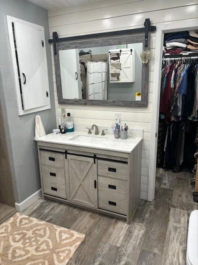 Master bathroom | Image 23