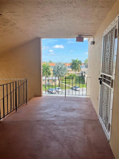 408-6780 W 2nd Ct, Hialeah, FL, 33012-6758 | Card Image