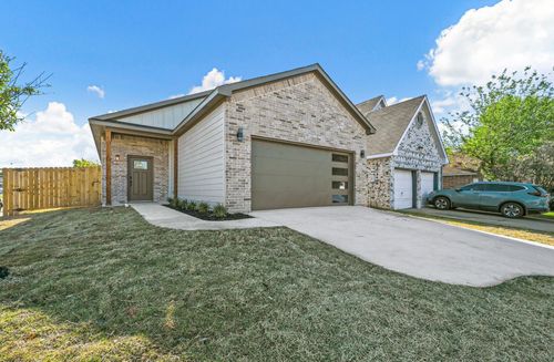 4207 Scarsdale Ln, Dallas, TX, 75227-4797 | Card Image