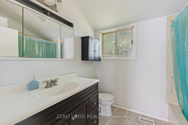 262 Sandy Bay Rd, House other with 4 bedrooms, 2 bathrooms and 6 parking in Hastings ON | Image 18
