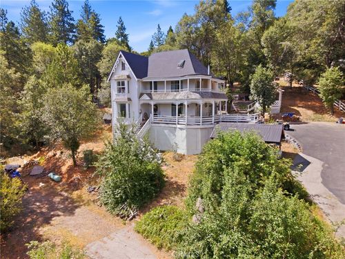 450 N Dart Canyon Rd, Crestline, CA, 92325-9542 | Card Image