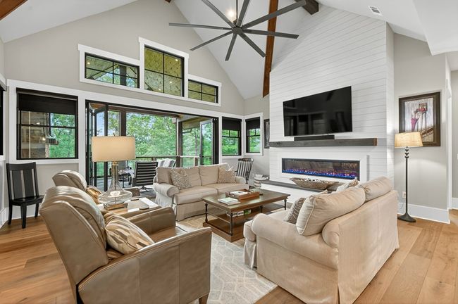 658 Old Toccoa Loop, Home with 4 bedrooms, 5 bathrooms and null parking in Mineral Bluff GA | Image 14