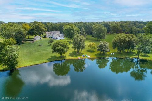 62 Dundee Ln, Barrington, IL, 60010-5106 | Card Image