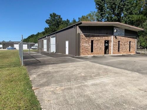 21175 Highway 36, Covington, LA, 70433-8682 | Card Image